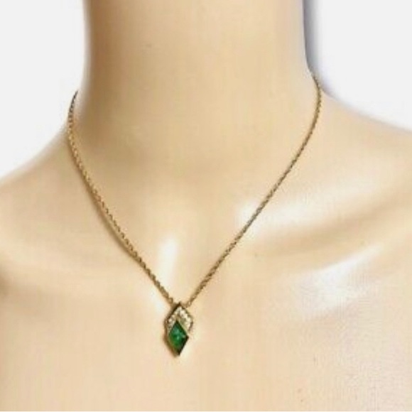 Authentic Christian Dior pendant and authentic chain - Picture 1 of 7